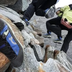 On Running Cloudalpine Waterproof Hiking Boot - Men's -On Running COBLIM D8