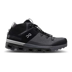 On Running On Cloudtrax Boots Jet Black