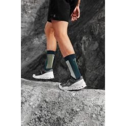 On Running On Cloudultra Trailrunning Shoe - Black & White 16 On Running On Cloudultra Trailrunning Shoe - Black & White -On Running on cloudultra running shoe black white 6 952679